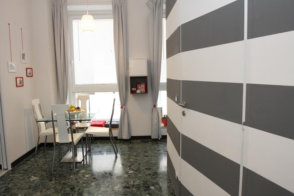 Gio&Gio Little House Apartment Genoa Bagian luar foto